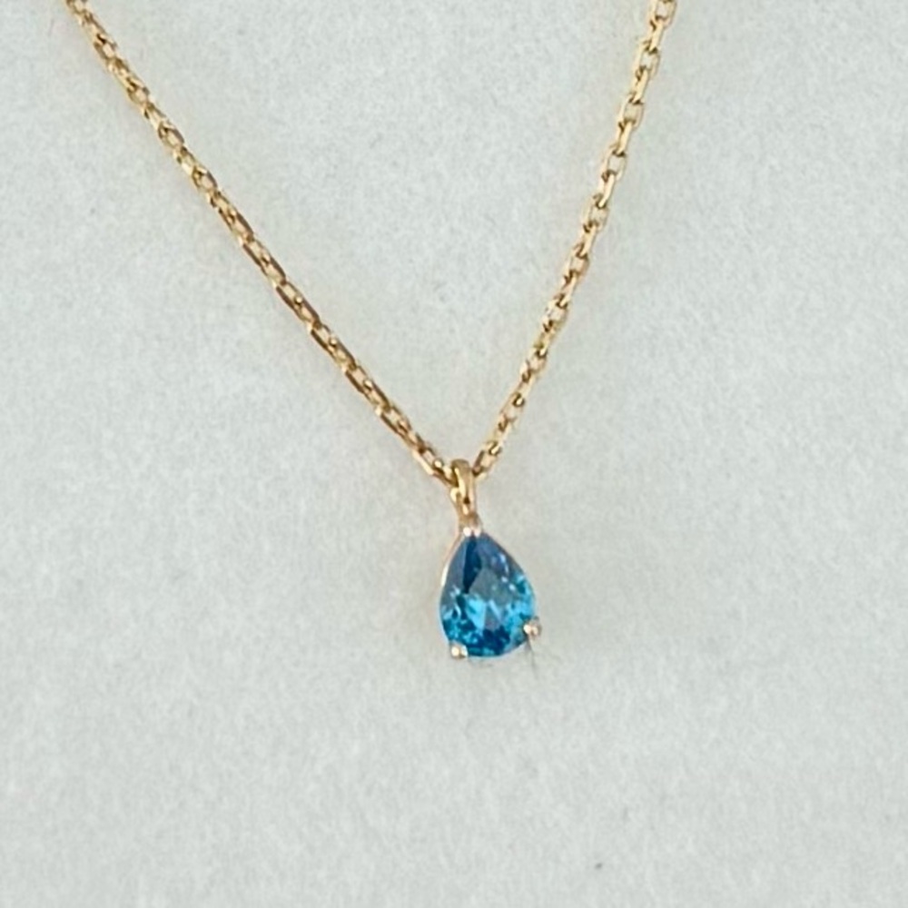 Solid 585 14K Yellow Gold London Blue Topaz Petite Teardrop Pendant Necklace